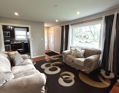 333 S Yale Avenue - Photo Thumbnail 4