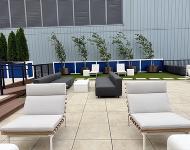 310 S Michigan Avenue - Photo Thumbnail 23