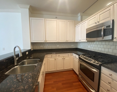 310 S Michigan Avenue - Photo Thumbnail 7