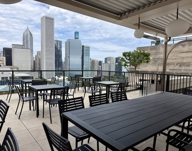 310 S Michigan Avenue - Photo Thumbnail 22