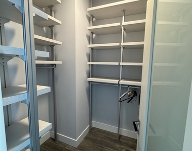 1235 S Prairie Avenue - Photo Thumbnail 12