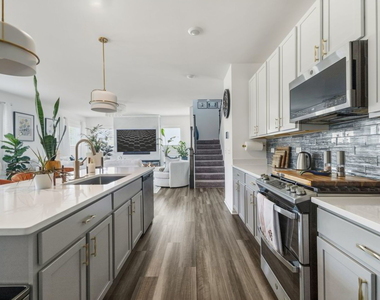 16309 S Sun Meadow Drive - Photo Thumbnail 9