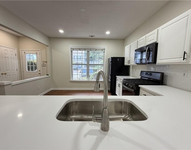 9155 Nesbit Ferry Road - Photo Thumbnail 12