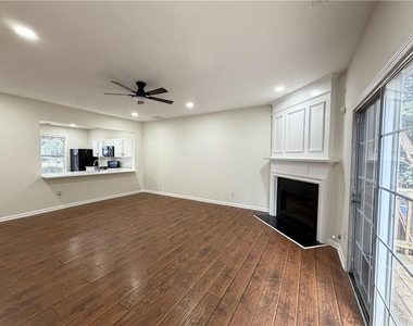 9155 Nesbit Ferry Road - Photo Thumbnail 13