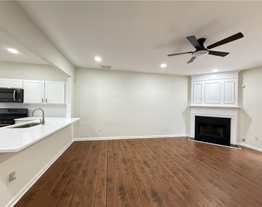 9155 Nesbit Ferry Road - Photo Thumbnail 10