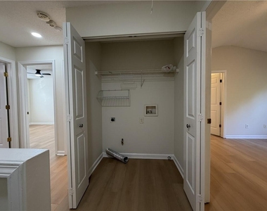 9155 Nesbit Ferry Road - Photo Thumbnail 28