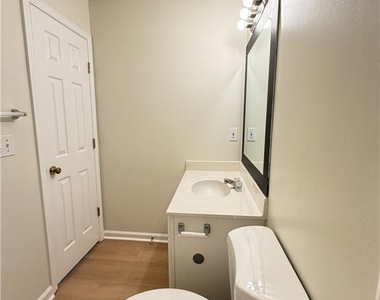 9155 Nesbit Ferry Road - Photo Thumbnail 32