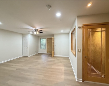 9155 Nesbit Ferry Road - Photo Thumbnail 42
