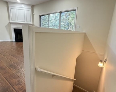 9155 Nesbit Ferry Road - Photo Thumbnail 39