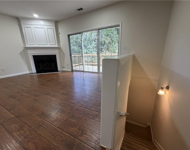 9155 Nesbit Ferry Road - Photo Thumbnail 19