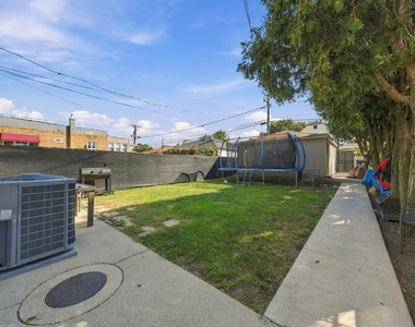 1321 S 51st Avenue - Photo Thumbnail 8
