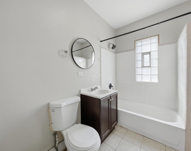 1321 S 51st Avenue - Photo Thumbnail 4