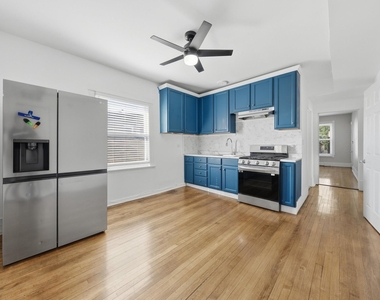 1321 S 51st Avenue - Photo Thumbnail 2