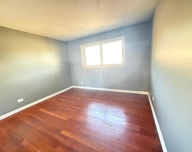 3023 Jamestown Court - Photo Thumbnail 6