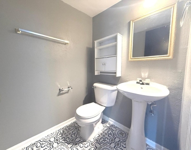 3023 Jamestown Court - Photo Thumbnail 5
