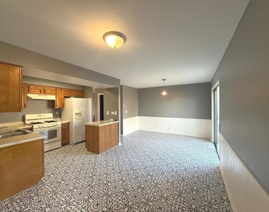 3023 Jamestown Court - Photo Thumbnail 2