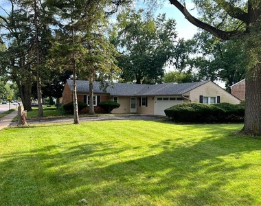 236 Vernon Drive - Photo Thumbnail 13