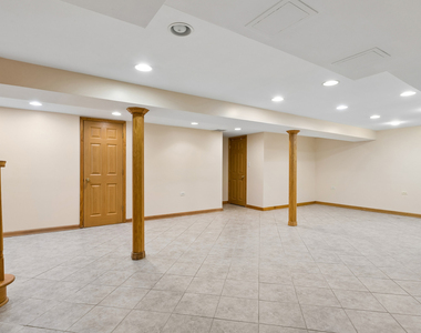 648 Shermer Road - Photo Thumbnail 10