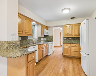 648 Shermer Road - Photo Thumbnail 5