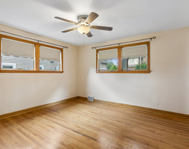 648 Shermer Road - Photo Thumbnail 4