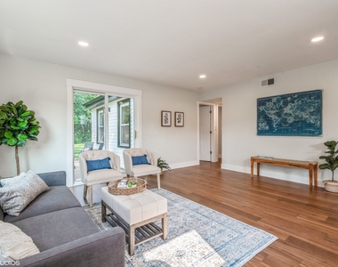 932 Hazel Avenue - Photo Thumbnail 2