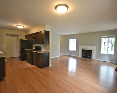 370 Sandhurst Lane - Photo Thumbnail 10