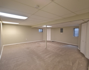 370 Sandhurst Lane - Photo Thumbnail 17