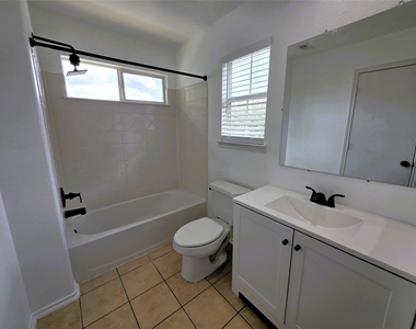 2507 Cypress Island Drive - Photo Thumbnail 31