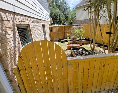 2507 Cypress Island Drive - Photo Thumbnail 39
