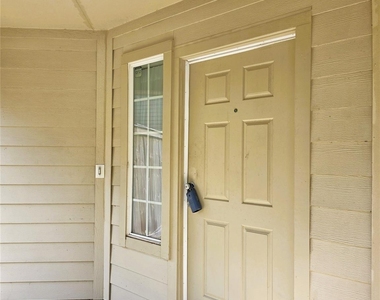 2507 Cypress Island Drive - Photo Thumbnail 3