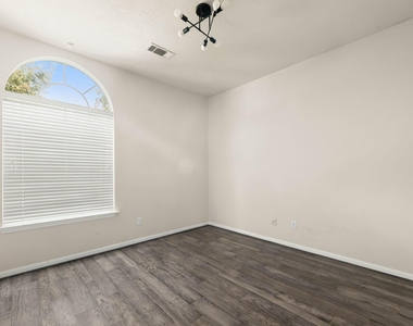10211 Wildwood Park Lane - Photo Thumbnail 26