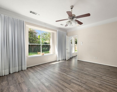 10211 Wildwood Park Lane - Photo Thumbnail 18