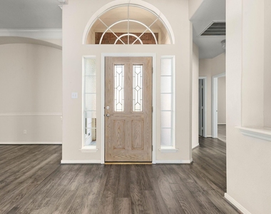 10211 Wildwood Park Lane - Photo Thumbnail 5