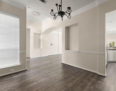 10211 Wildwood Park Lane - Photo Thumbnail 16