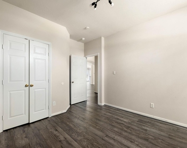 10211 Wildwood Park Lane - Photo Thumbnail 27