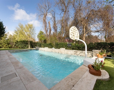 9407 Fox Bend Lane - Photo Thumbnail 20
