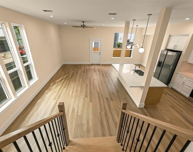1803 Palmetto Landing Drive - Photo Thumbnail 12