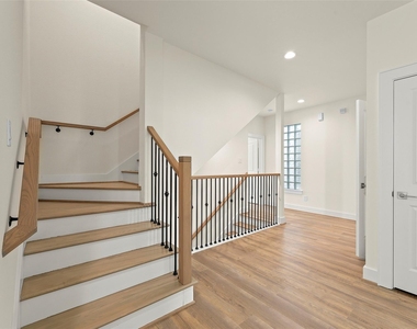 1803 Palmetto Landing Drive - Photo Thumbnail 26