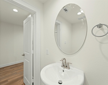 1803 Palmetto Landing Drive - Photo Thumbnail 30