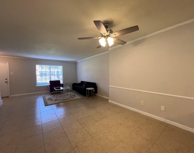7600 Burgoyne Road - Photo Thumbnail 5