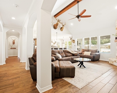 2603 River Road - Photo Thumbnail 13