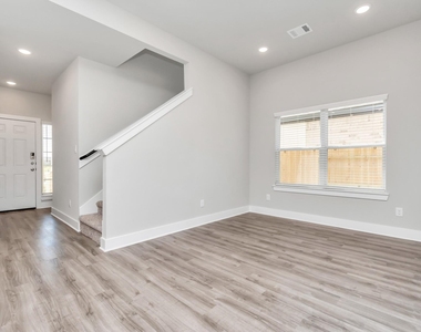 21035 Montego Breeze Lane - Photo Thumbnail 4