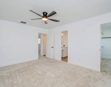 6117 Settlers Square Lane - Photo Thumbnail 35