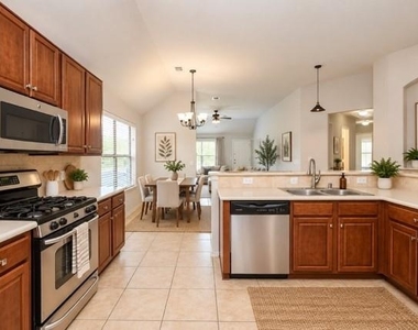 30406 Mesa Valley Drive - Photo Thumbnail 4