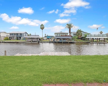 176 Barracuda Street - Photo Thumbnail 2