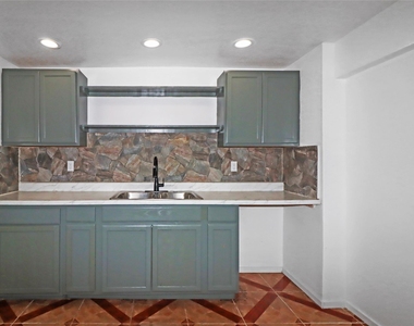 176 Barracuda Street - Photo Thumbnail 4