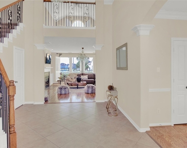 18007 Harbour Bridge Point Drive - Photo Thumbnail 3
