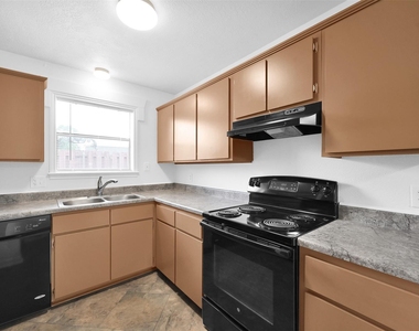 14949 Hwy 105 W - Photo Thumbnail 11
