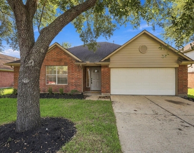 4112 Merlet Drive - Photo Thumbnail 20