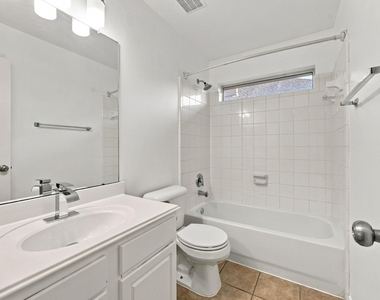 4112 Merlet Drive - Photo Thumbnail 14